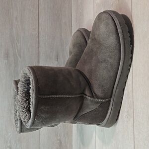 Ugg Australia Women Leather Sheepskin Boots shoes sz 10